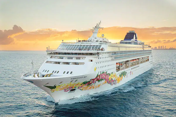 Norwegian Cruise Line Ship Details