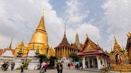 Grand Palace and Emerald Buddha Skip-the-Line Combo Guided Tour by Oriental Holiday