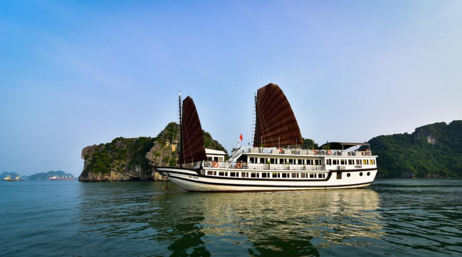 Halong Bay Deluxe Cruise (1-3 Days)