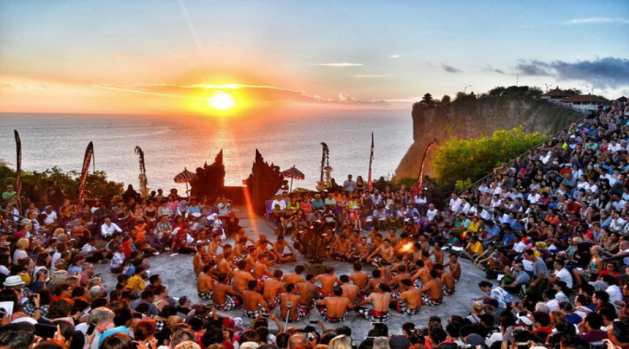 Uluwatu Temple Sunset and Kecak Fire Dance