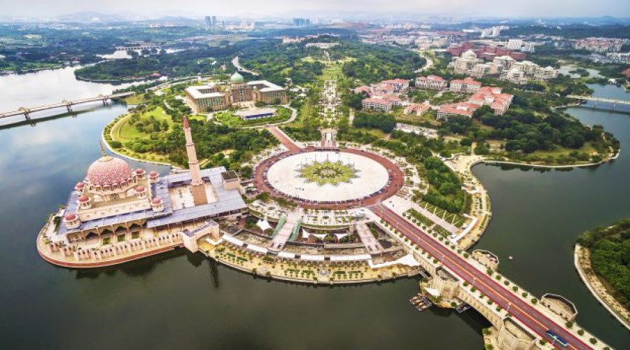 Putrajaya & Agricultural Park Day Tour