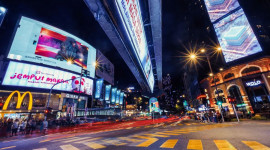 Kuala Lumpur: Nightlife Walking Tour with Local Guide