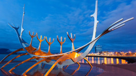 France (Paris) + Iceland Xmas Tour  (Included Round Trip Paris / Iceland Flight Ticket)
