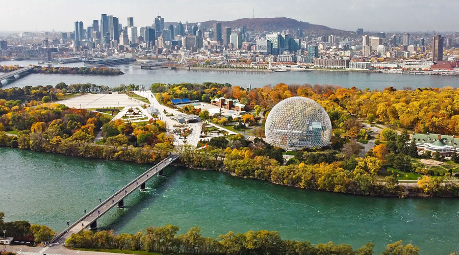 Autumnal Allure: Montreal to New York