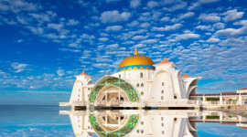 5 Nights: Melaka – High Sea – Ho Chi Minh (Phu My) – At Sea – Singapore - Melaka