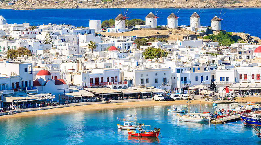 Greek Isles: Santorini, Athen & FlorencefromIstanbul, Turkey