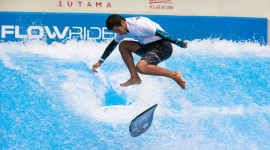 FlowRider® 1 Utama Surfing Experience in Kuala Lumpur FlowRider® 1 Utama Surfing Experience in Kuala Lumpur
